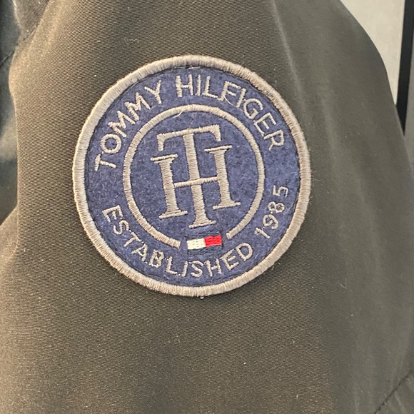 Men's Long Quilted Parka with Removable Faux-Fur Trim - Picture 7 of 11